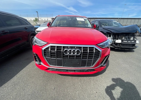 Audi Q3 cena 90000 przebieg: 28000, rok produkcji 2022 z Puławy małe 191